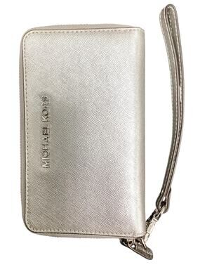 Michael Kors Wallet Women’s 1 Size Wristlet Style Saffiano Leather Zipper Silver